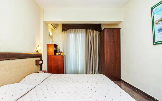 Elinotel Polis Hotel