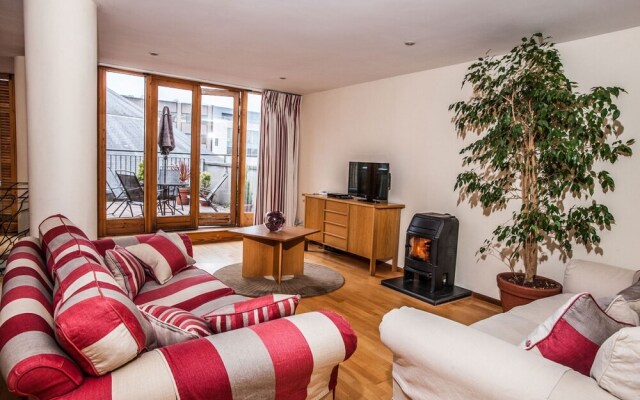 Rooftop 3Br Ph-Indoor Sauna In Dublin