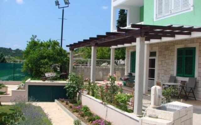 Apartment Peracko Blato, Put Jezera