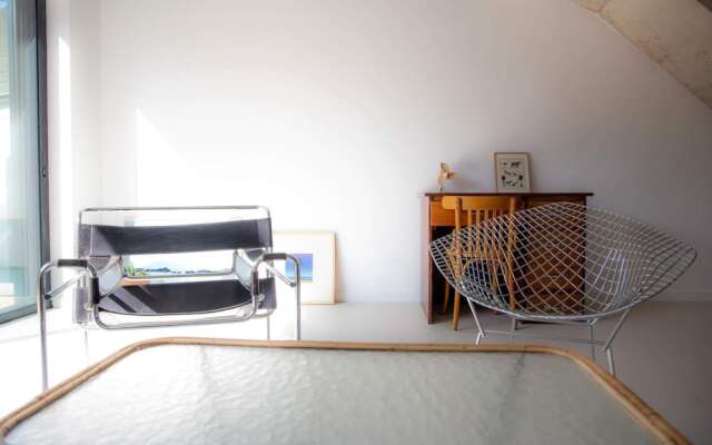 Loft With 4 Bedrooms, Terrace, Very Close to Paris
