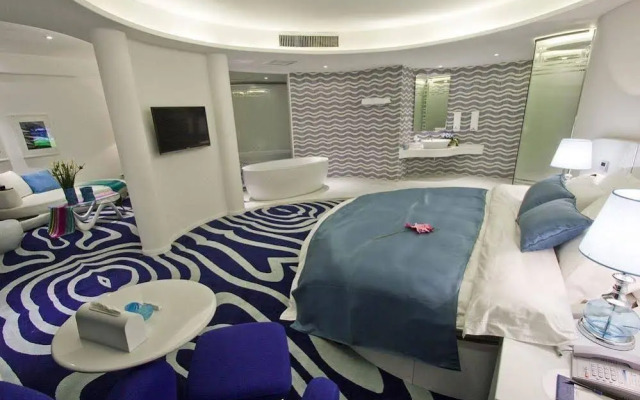 Lanmei Theme Hotel