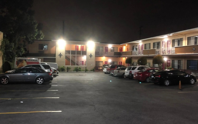 hotelImage