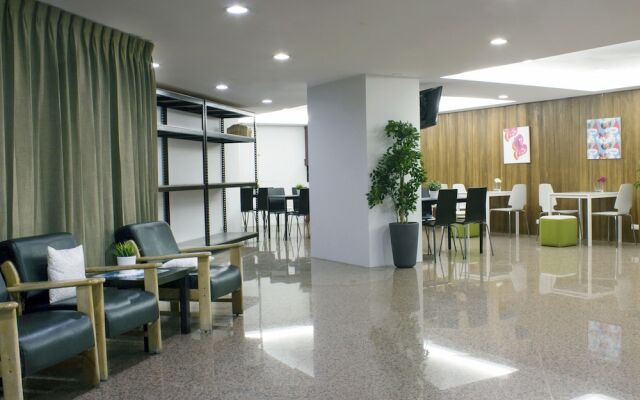 Yuan Yu Hotel