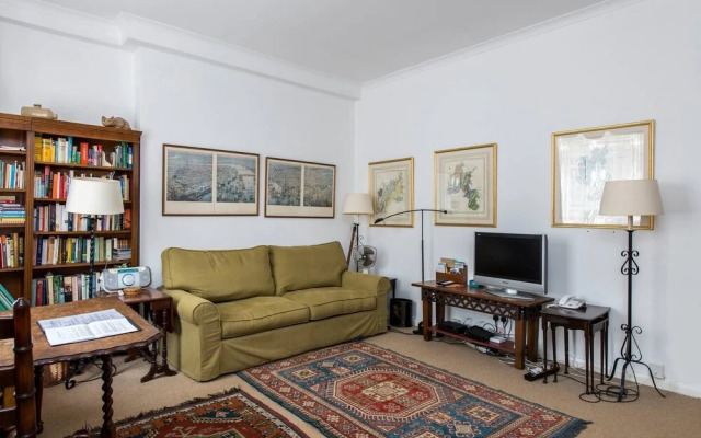 Traditional 1 Bed in Chelsea Near Harrods