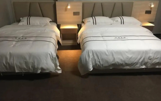 Yuerong Boutique Hotel – Guest Rooms – Zhuhai
