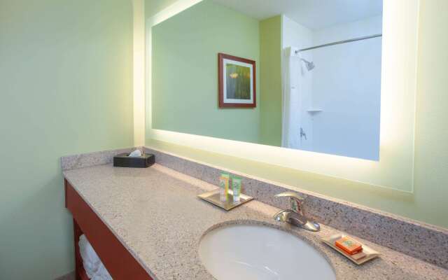 Wyndham Garden Fort Wayne