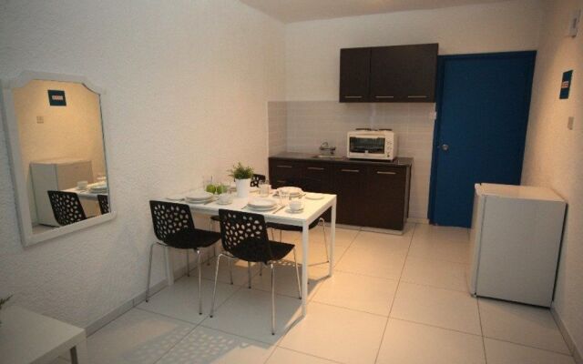 Aphentrika Apartments