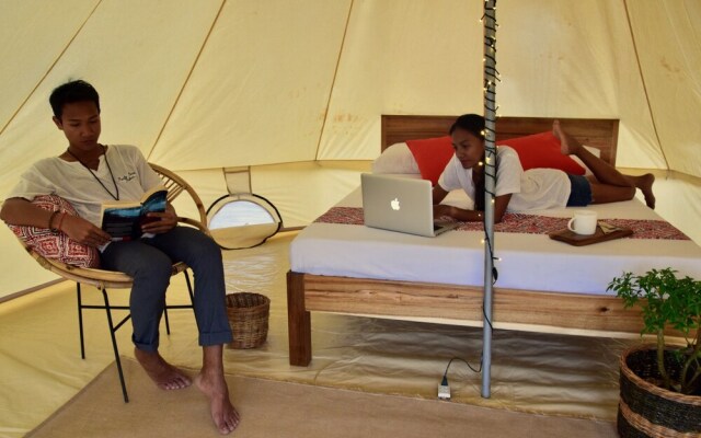 Beso Hilltop Retreat - Hostel