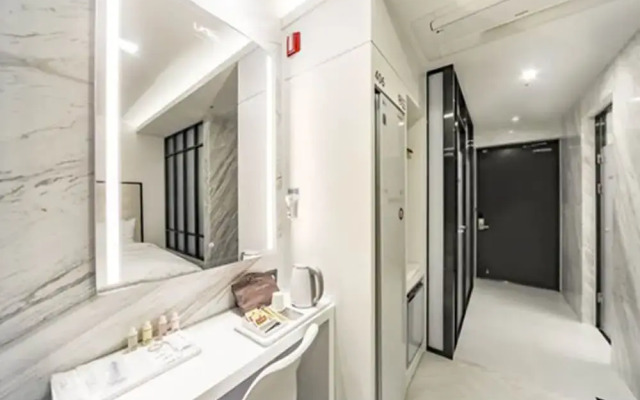 Daegu Dongseongro Hotel Labella