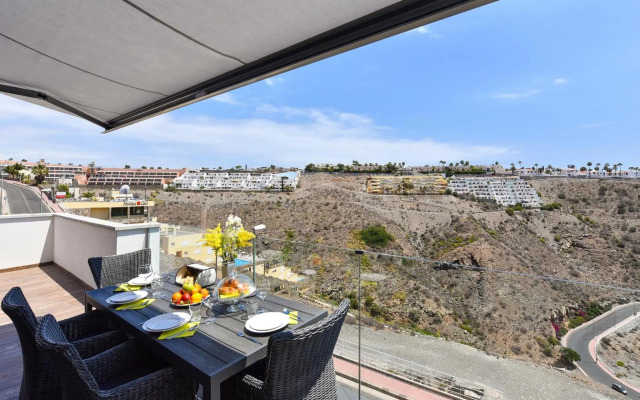 Penthouse Beyond Amadores