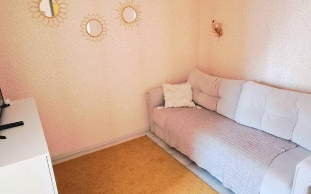 Апартаменты на улице Спутника 38