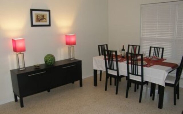 One Bedroom Apartment at Villa Tunis