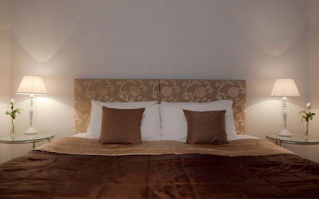 Causewayside Apartment - The Edinburgh Address