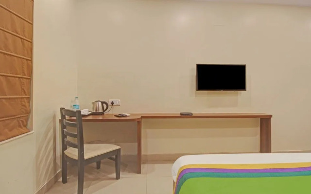 Fabhotel Dream Plaza
