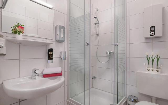 TRIP INN Hotel Schumann