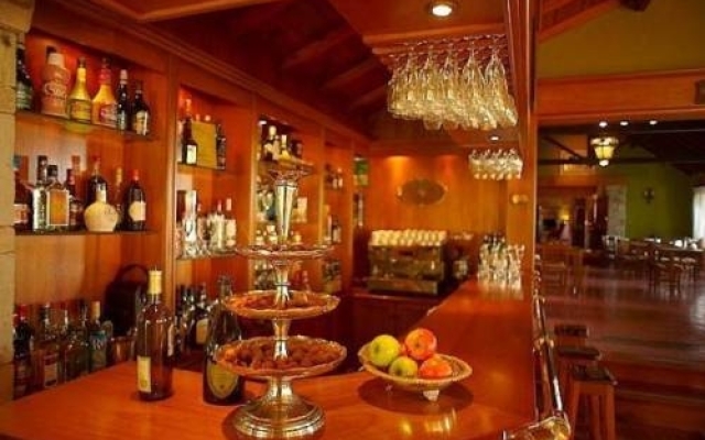 Los Nobles Hostal de Bosque