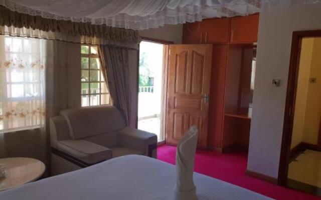 Queens Garden Hotel