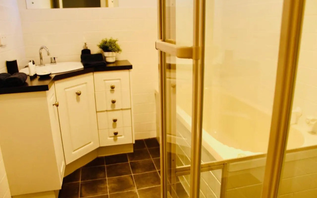 Vista Victor Harbor Beachfront Apartment no 4