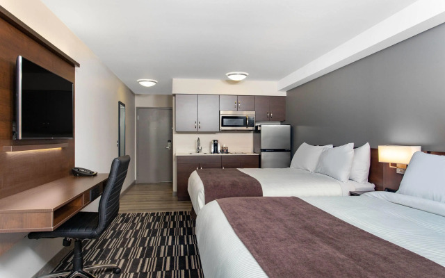 Microtel Inn & Suites by Wyndham Mont Tremblant