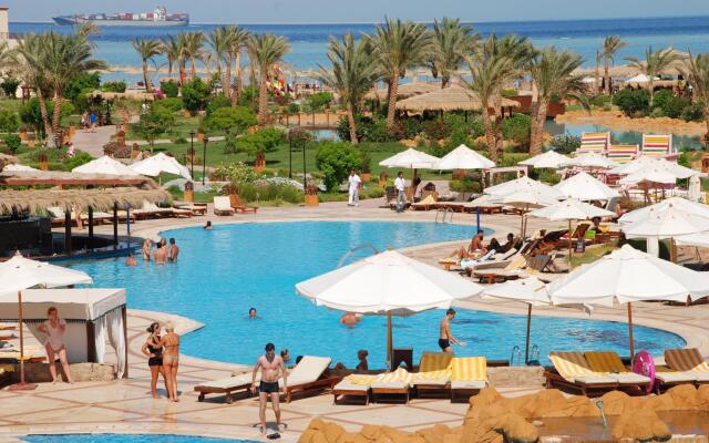 Regency Plaza Aqua Park and Spa Resort