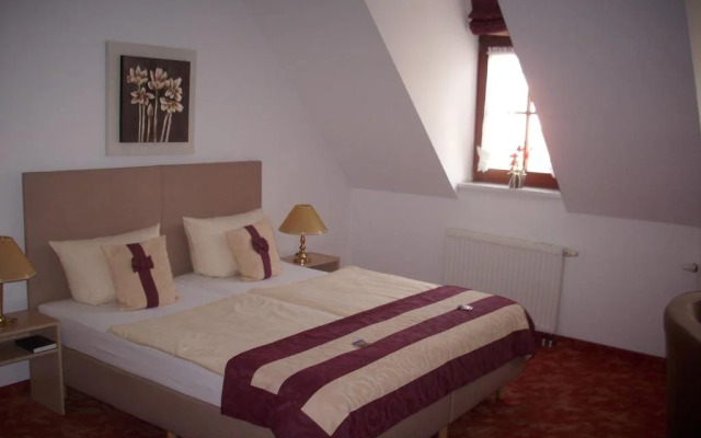 Altstadthotel "Garni" Grimma