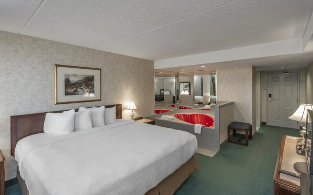Fairfield by Marriott Niagara Falls, Canada