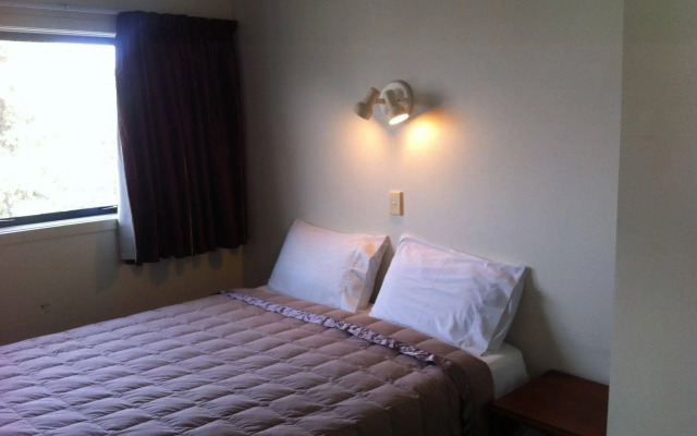 Ocean Waves Hotel