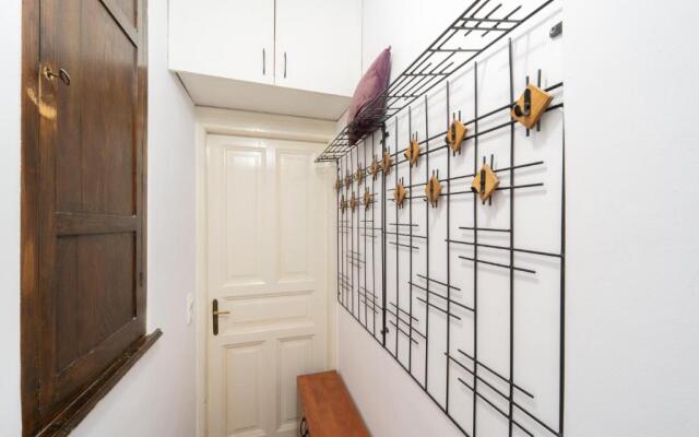 5* noble house in historic center