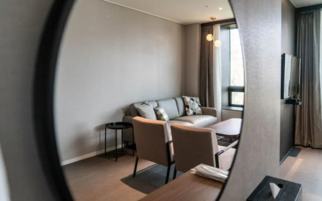 Ilsan Queen Town Hotel