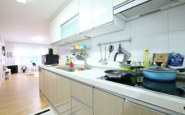 House in Hongdae 3