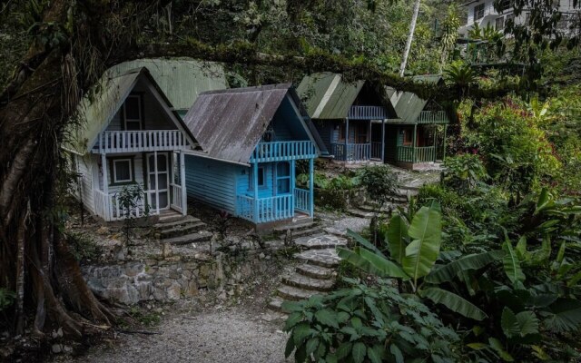 Cerveceria James Hotel y Spa