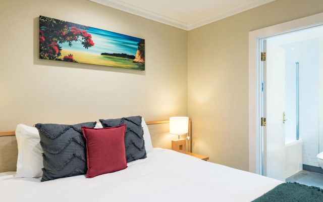 Paihia Beach Resort & Spa Hotel