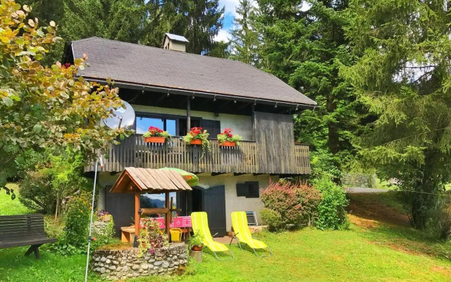 Peaceful Nature Cabin Jolly