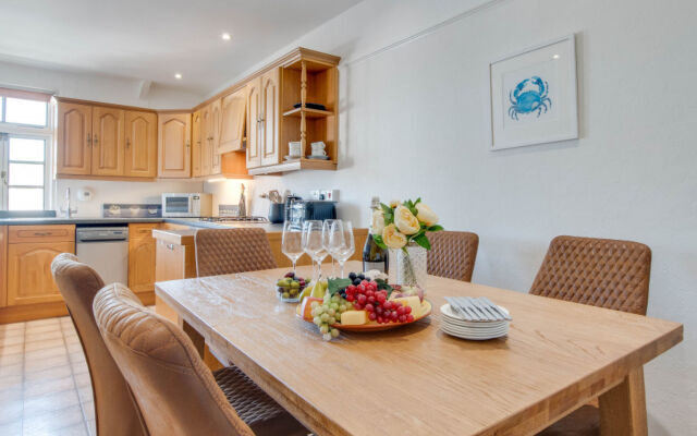Holiday Home Bayards