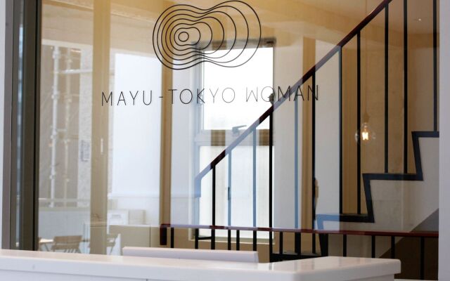 Mayu Tokyo Woman