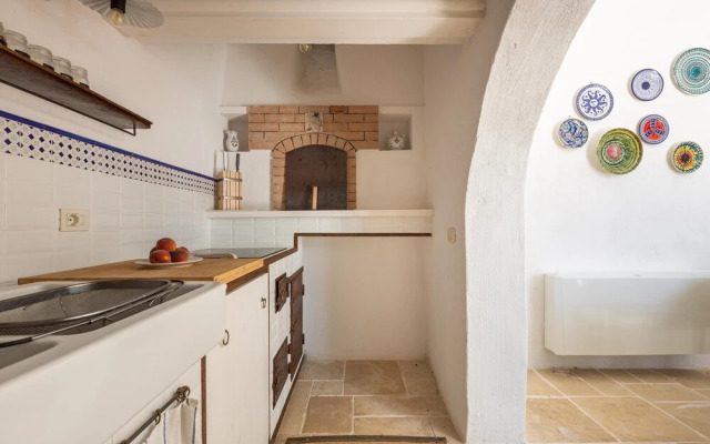 2410 Tenuta dei Fragni by Perle di Puglia