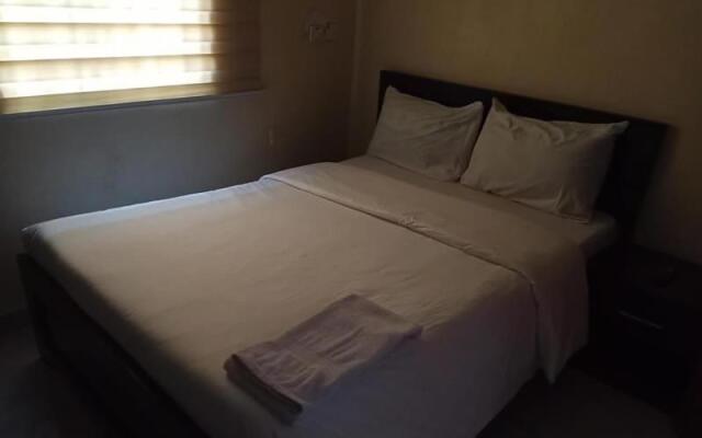 Omooke Hotel