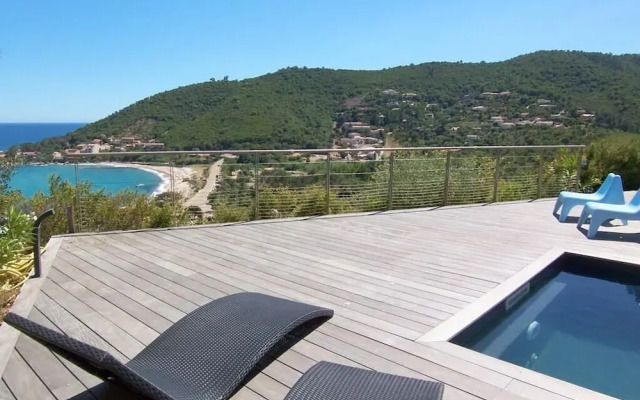 Villa Colomba - Front OF THE Sea- 4