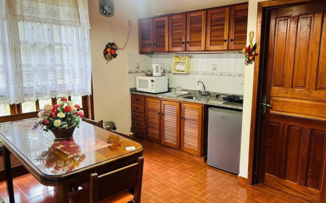 Orquideas Hotel & Cabañas