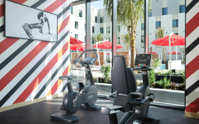 Maani Muscat Hotel & Suites
