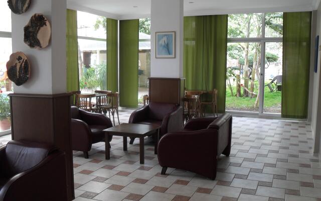 The S Apart & Suites Hotel