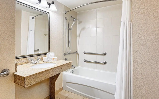 Lexington Expo Hotel by IHG