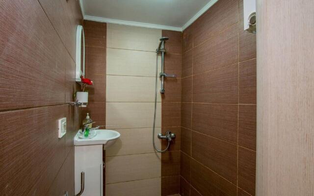 Snug Apartment in Kournas With Balcony/terrace