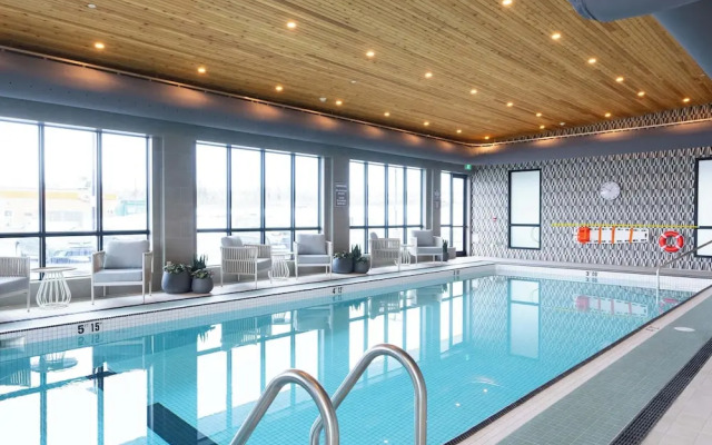 Sandman Signature Las Colinas Hotel & Suites