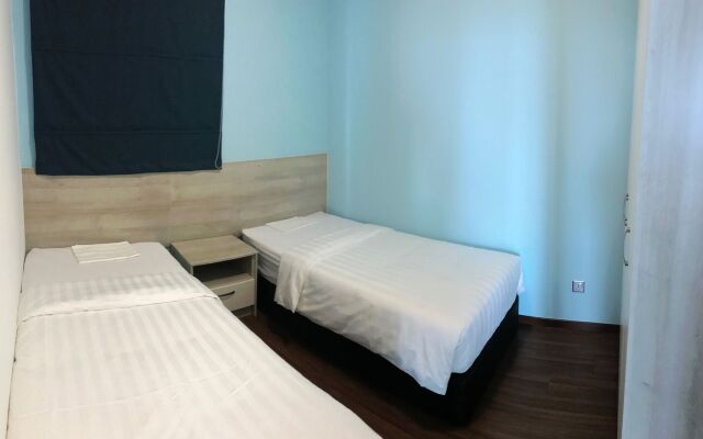 One Amerin Mall & Suites