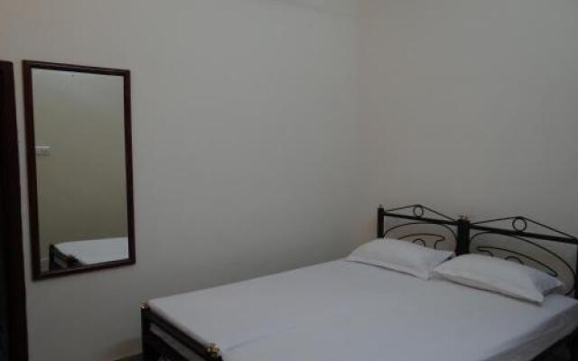 Hotel Dine 11