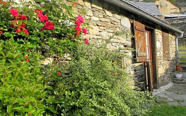 L'arcouli (Adults Only)