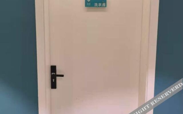 Huachi GDH Hotel (Shangqiu Shenhuo Avenue Wenhua Road Branch)