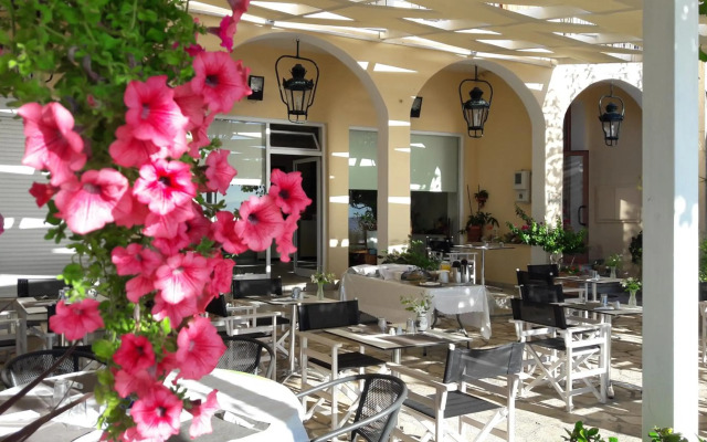Eros Hotel