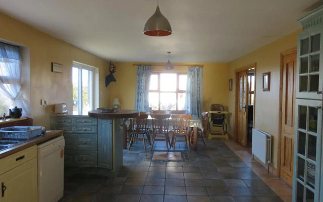 BunkHouse - Letterfrack Farm